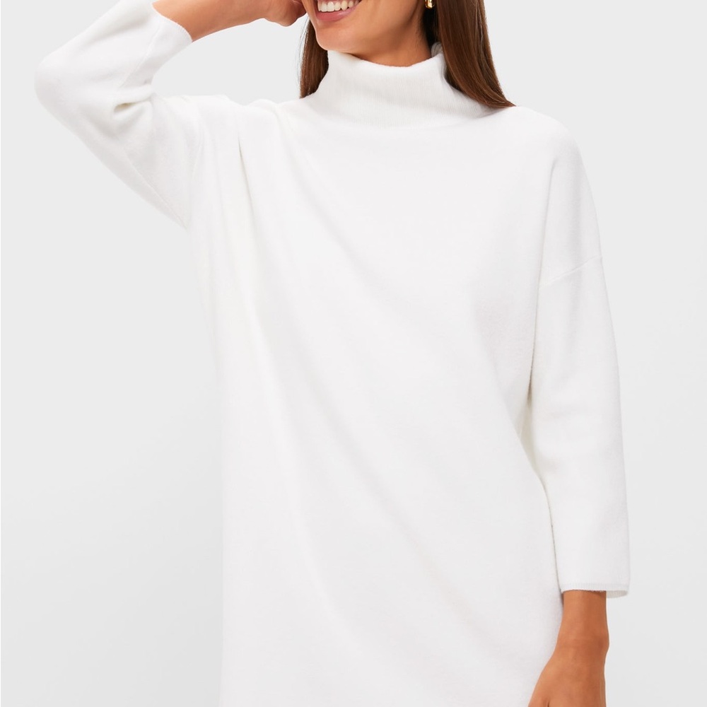 Pomander Palace‎ White Turtleneck Sweater NWT